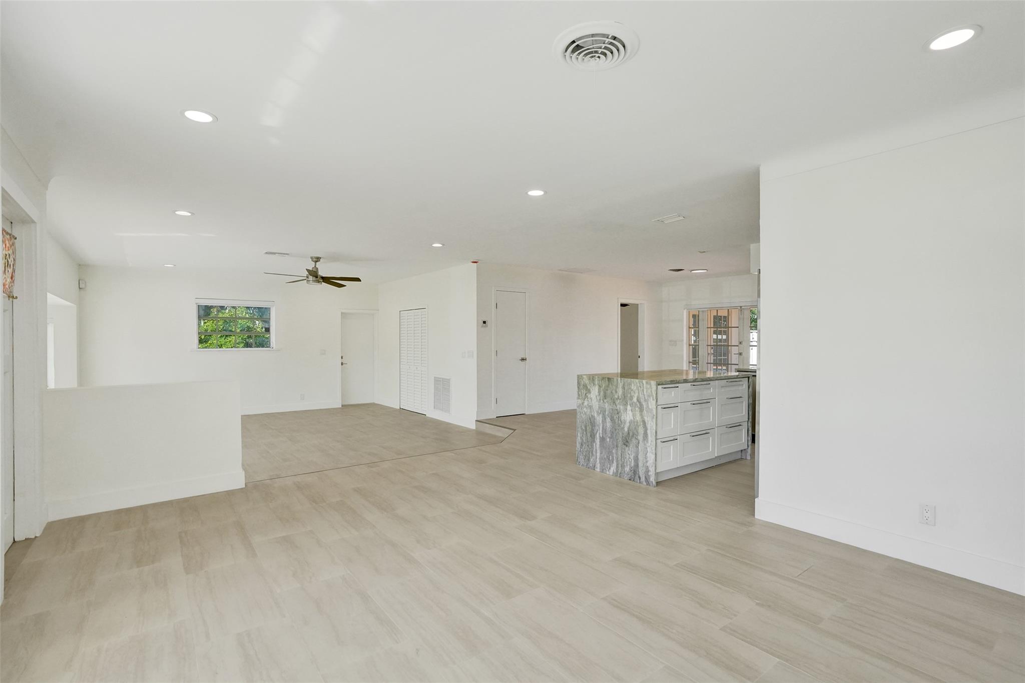 CORAL HEIGHTS SEC 2 - Residential Lease