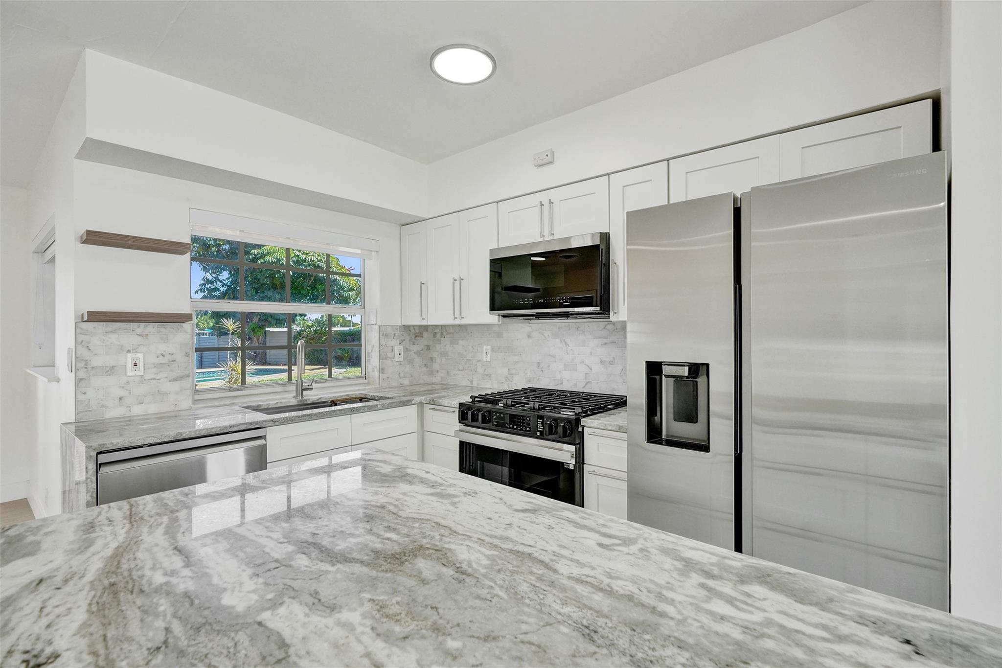 CORAL HEIGHTS SEC 2 - Residential Lease