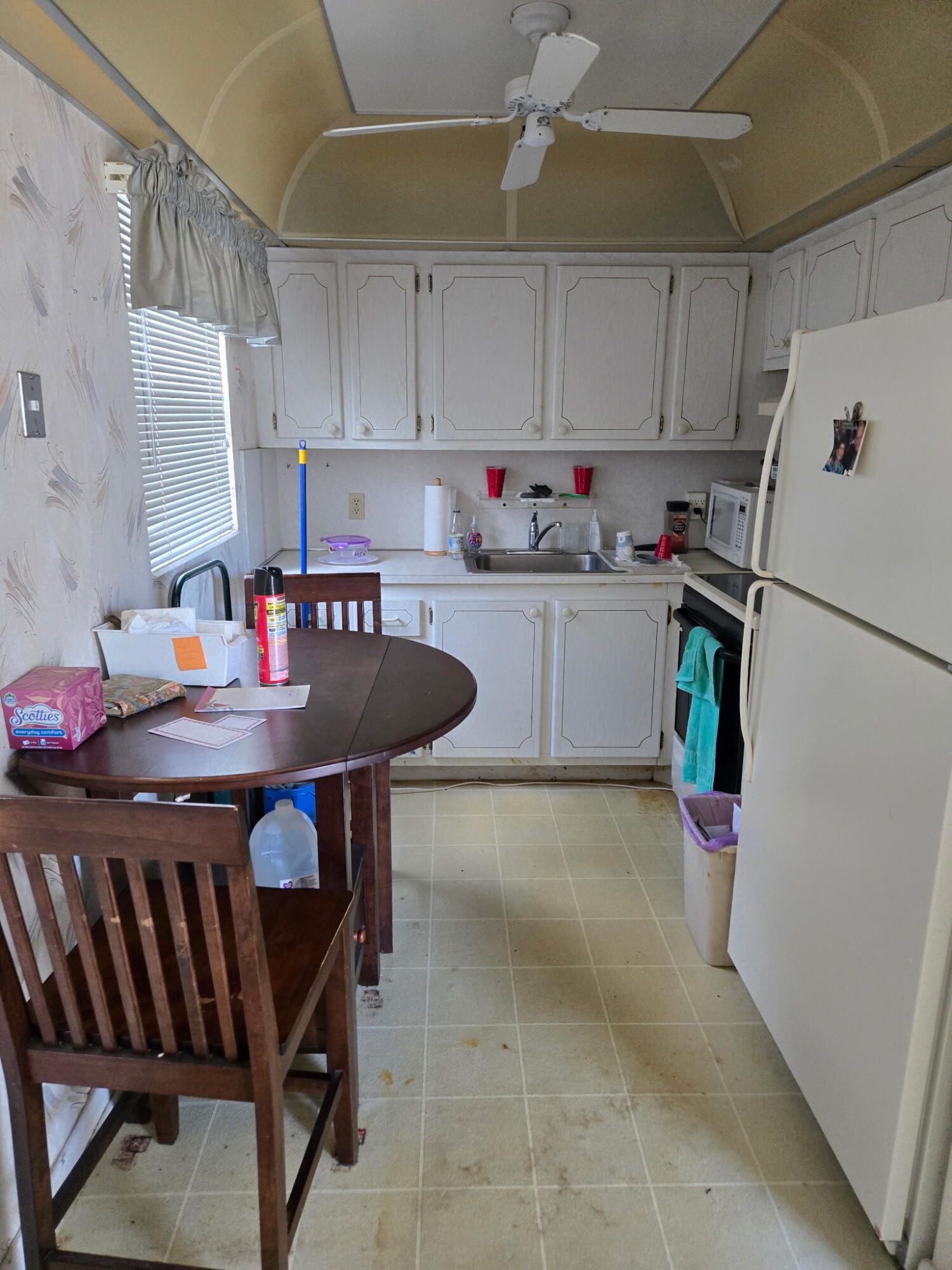 UPMINSTER I CONDO - Residential
