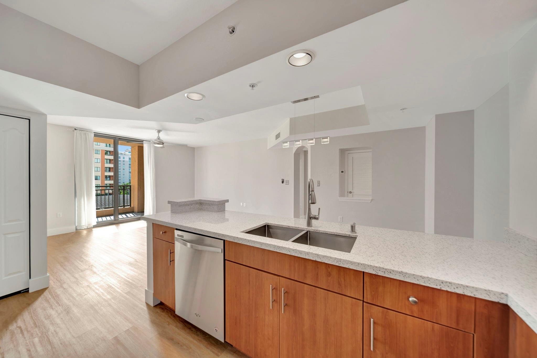 110 N Federal Highway 707, Fort Lauderdale, FL, 33301/$495,000 4 110 N Federal Highway 707