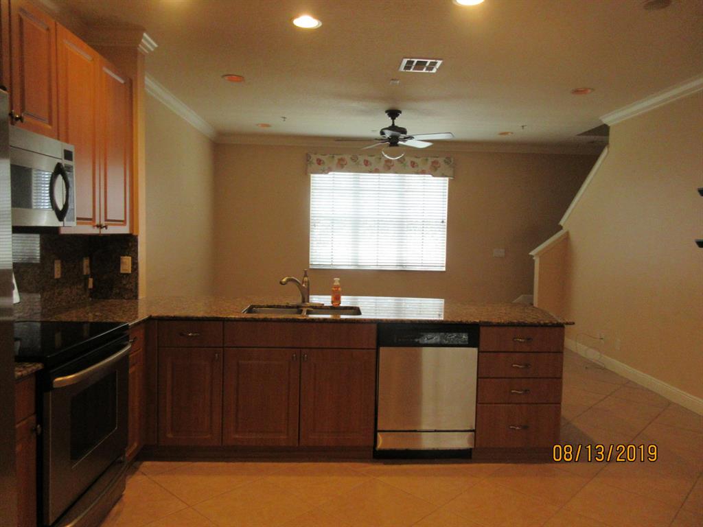 OSCEOLA WOODS - Residential