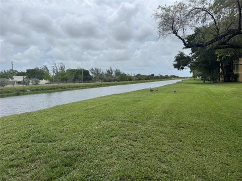 Tiny photo for 3013 N Oakland Forest Drive #106, Oakland Park, FL 33309 (MLS # B26081242)