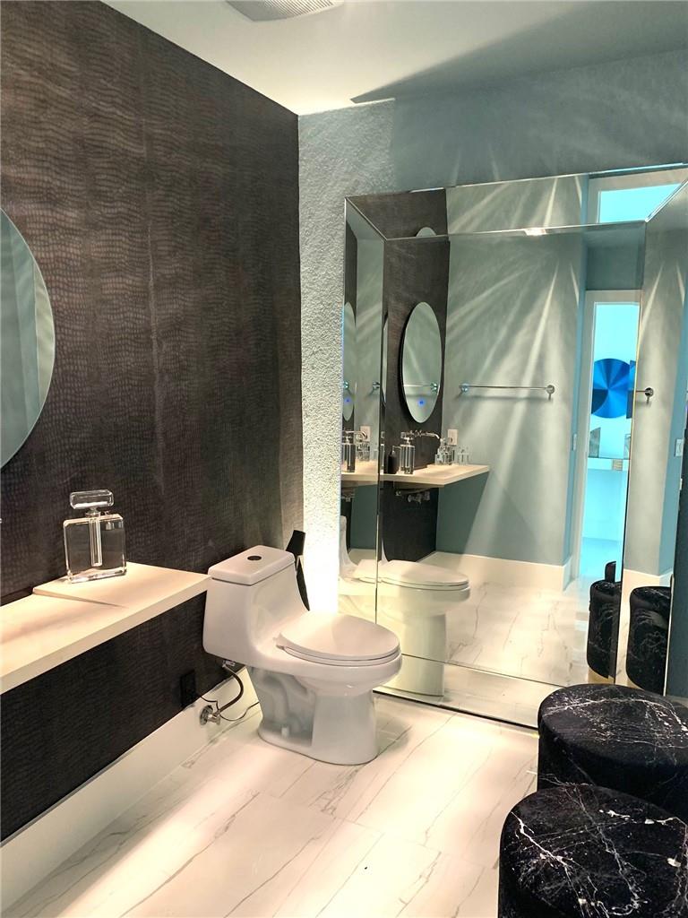 350 Las Olas Place - Residential