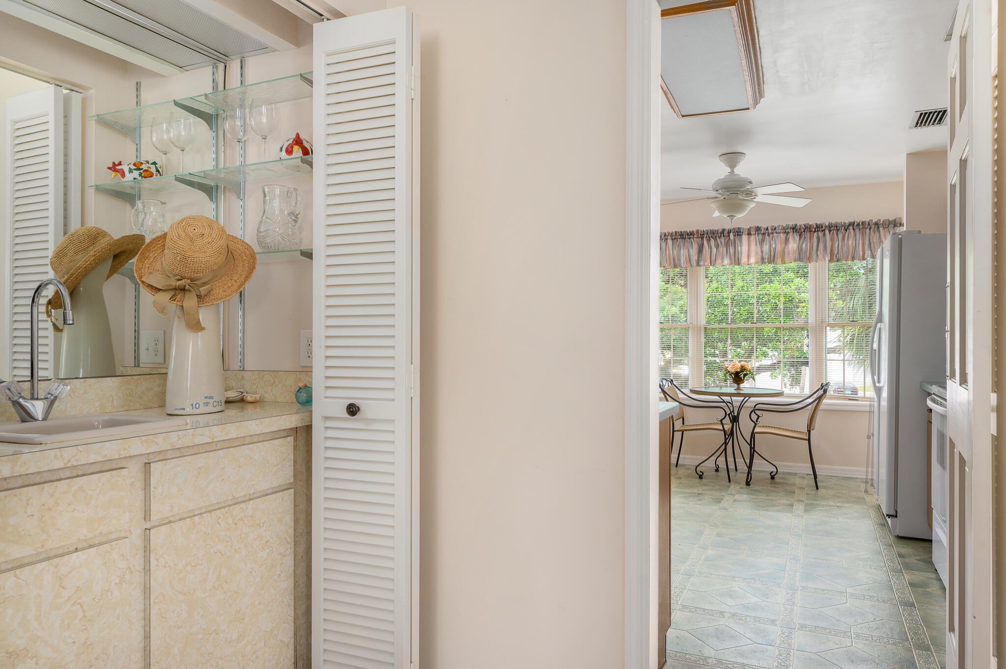 PARK SHORES PHASE IV CONDO - Residential Lease