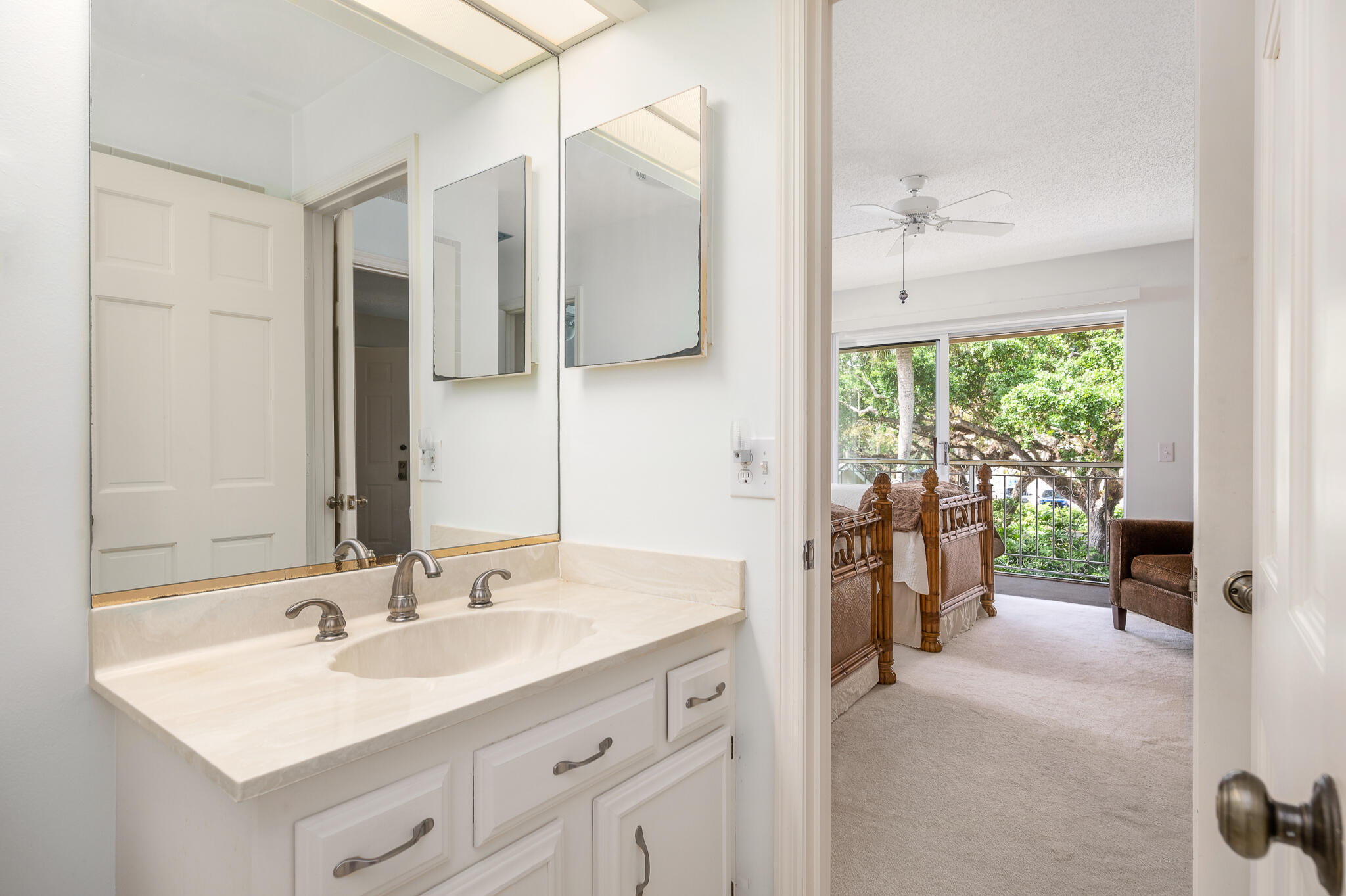 PARK SHORES PHASE IV CONDO - Residential Lease