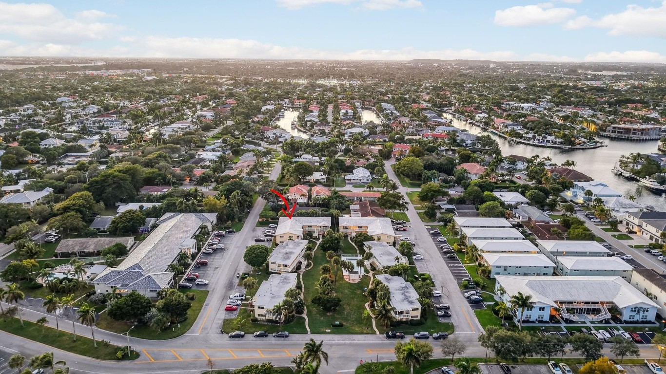 LIGHTHOUSE BAY CONDO - Residential