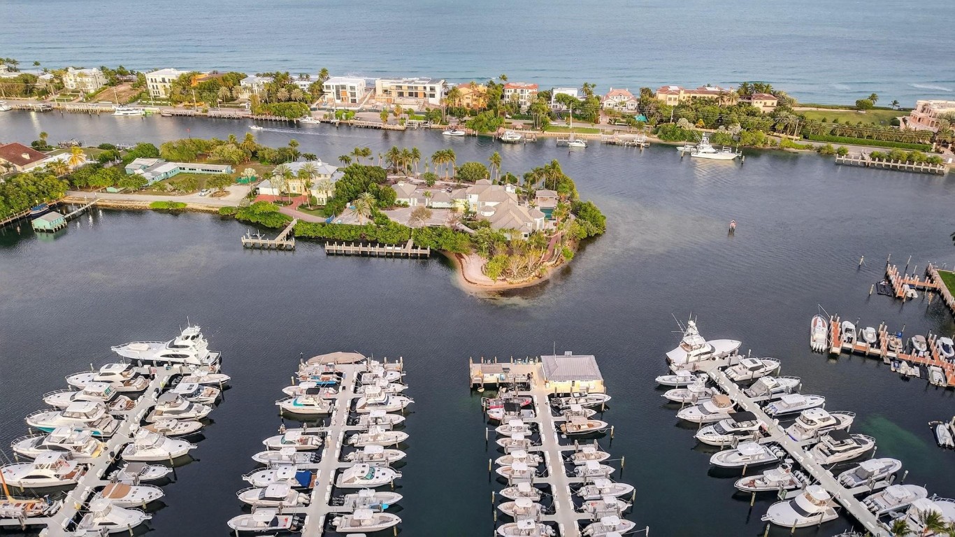 LIGHTHOUSE BAY CONDO - Residential