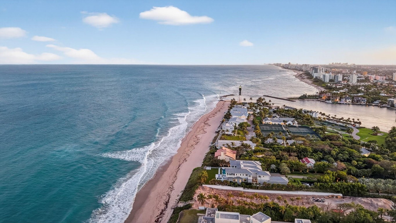 LIGHTHOUSE BAY CONDO - Residential