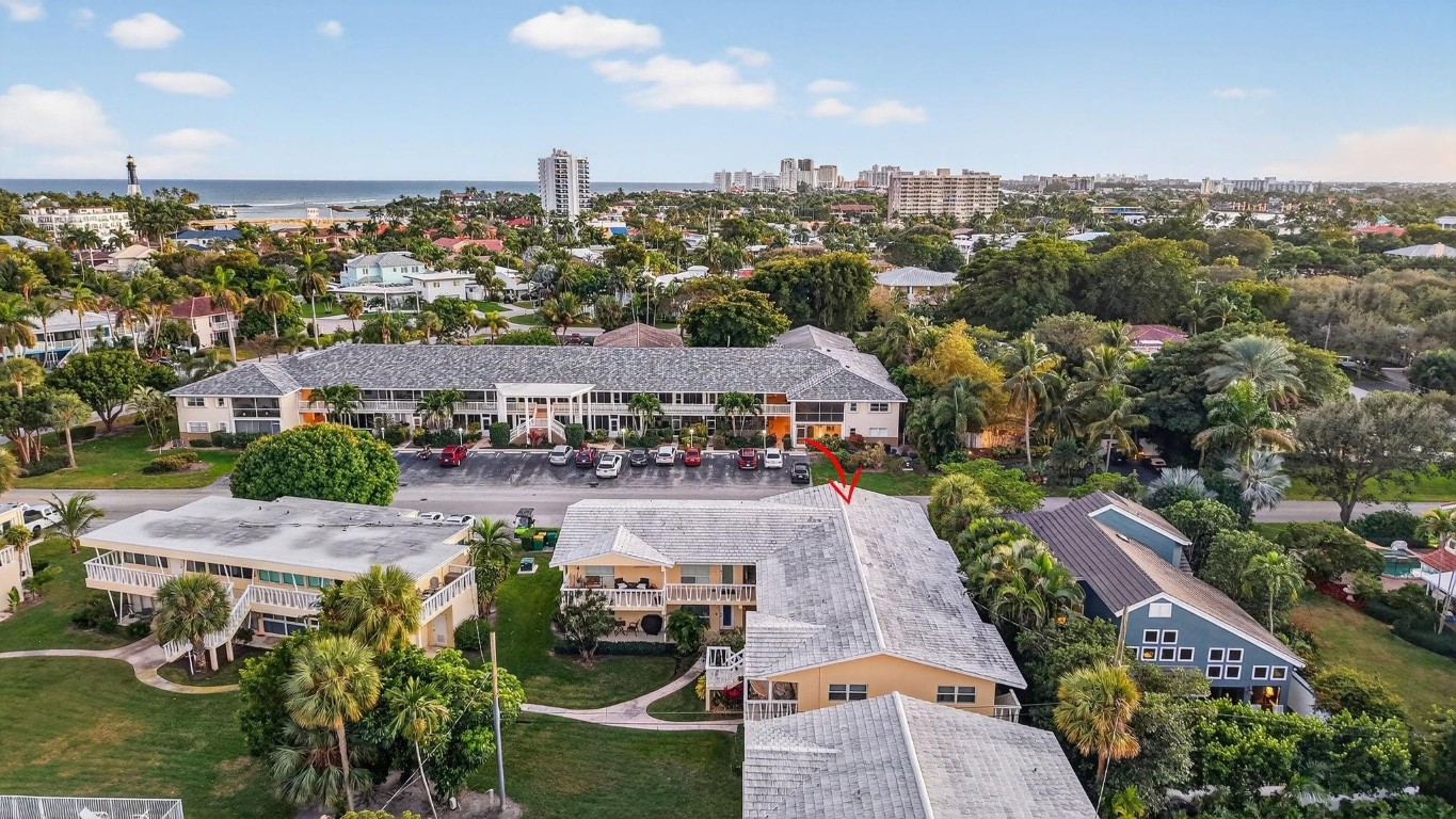 LIGHTHOUSE BAY CONDO - Residential