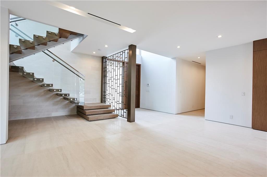 Sea Island - Residential