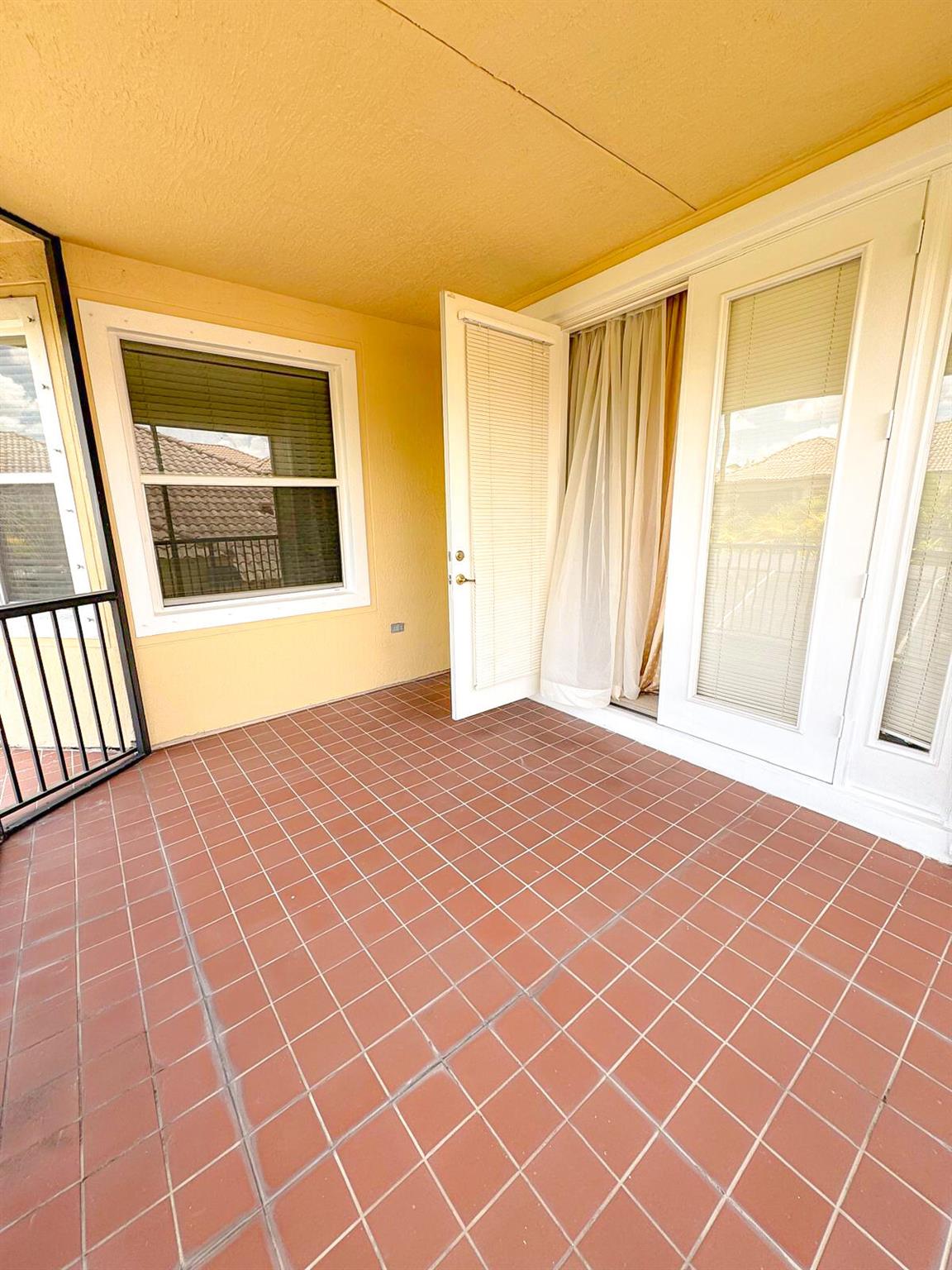 HERON BAY EAST - Residential Lease