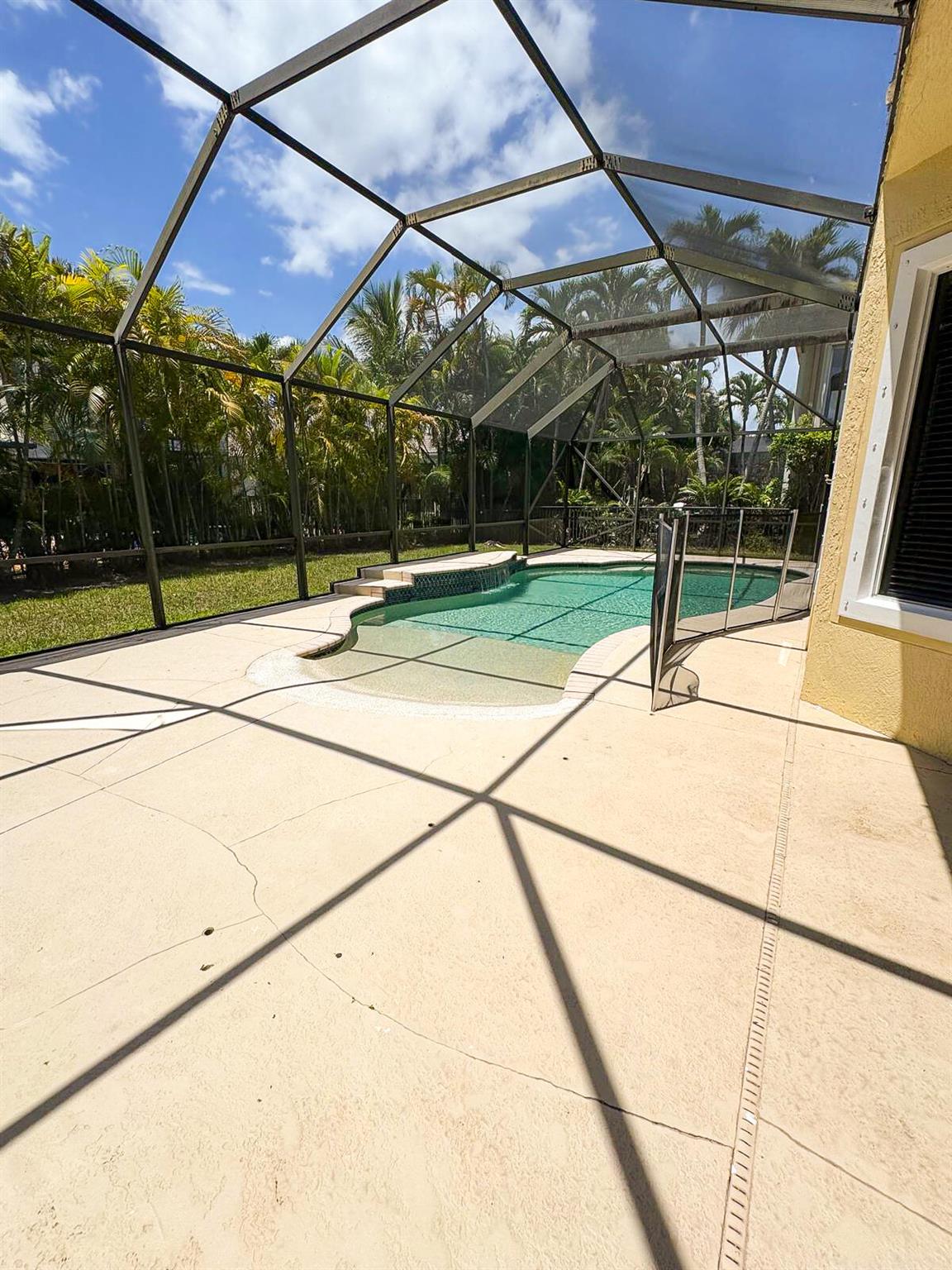 HERON BAY EAST - Residential Lease