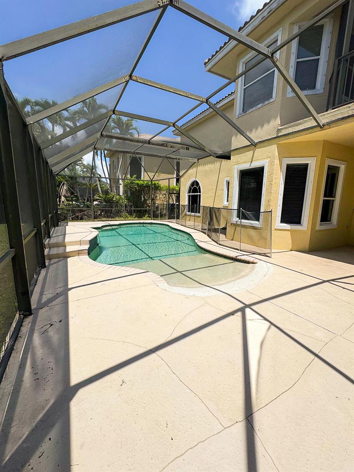 HERON BAY EAST - Residential Lease