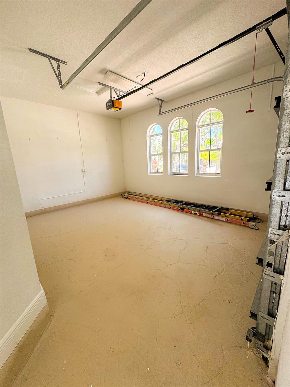 HERON BAY EAST - Residential Lease