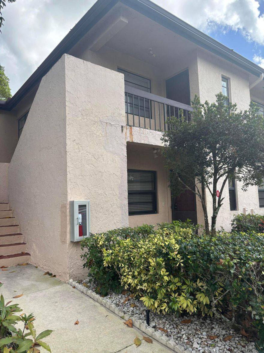 2 bed/ 2 bath plus den condo in Pristine Pines of Boca Lago. Roofs were just completed last year. Come enjoy the peace and quiet this condo offers , overlooking greenery and walking trail. Unit needs some TLC...come and make it your own.