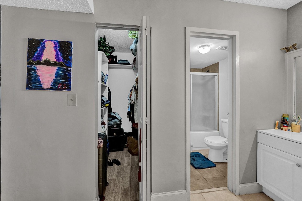 4394 NW 9th Avenue 20-2A