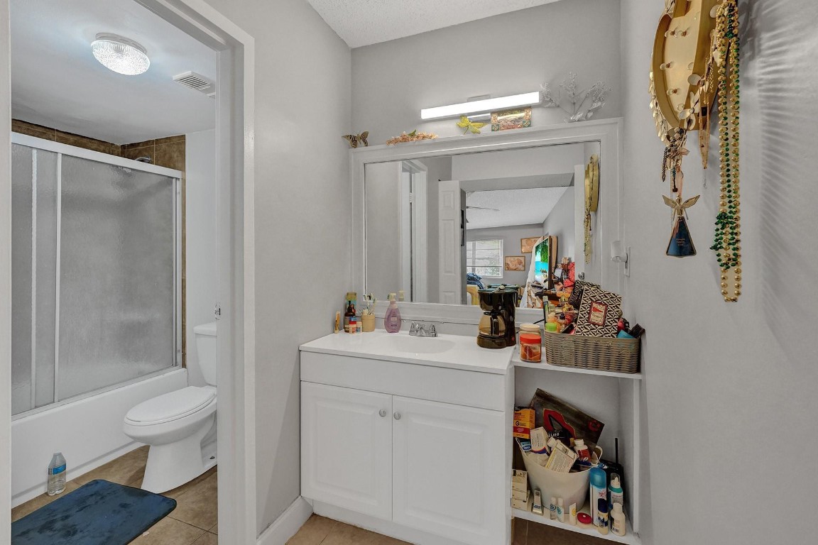 4394 NW 9th Avenue 20-2A