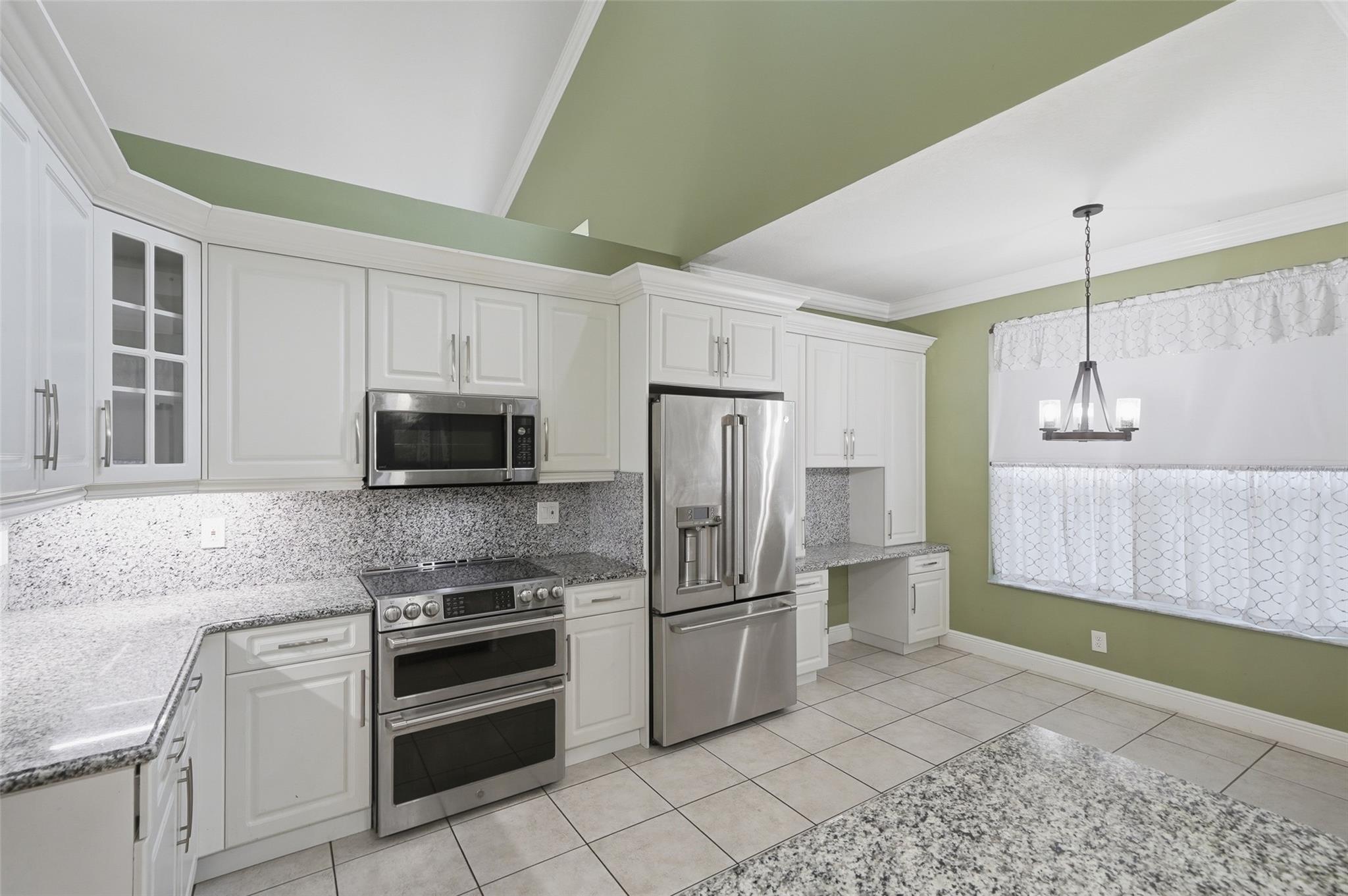 Breeding Prop 165-19 B - Residential