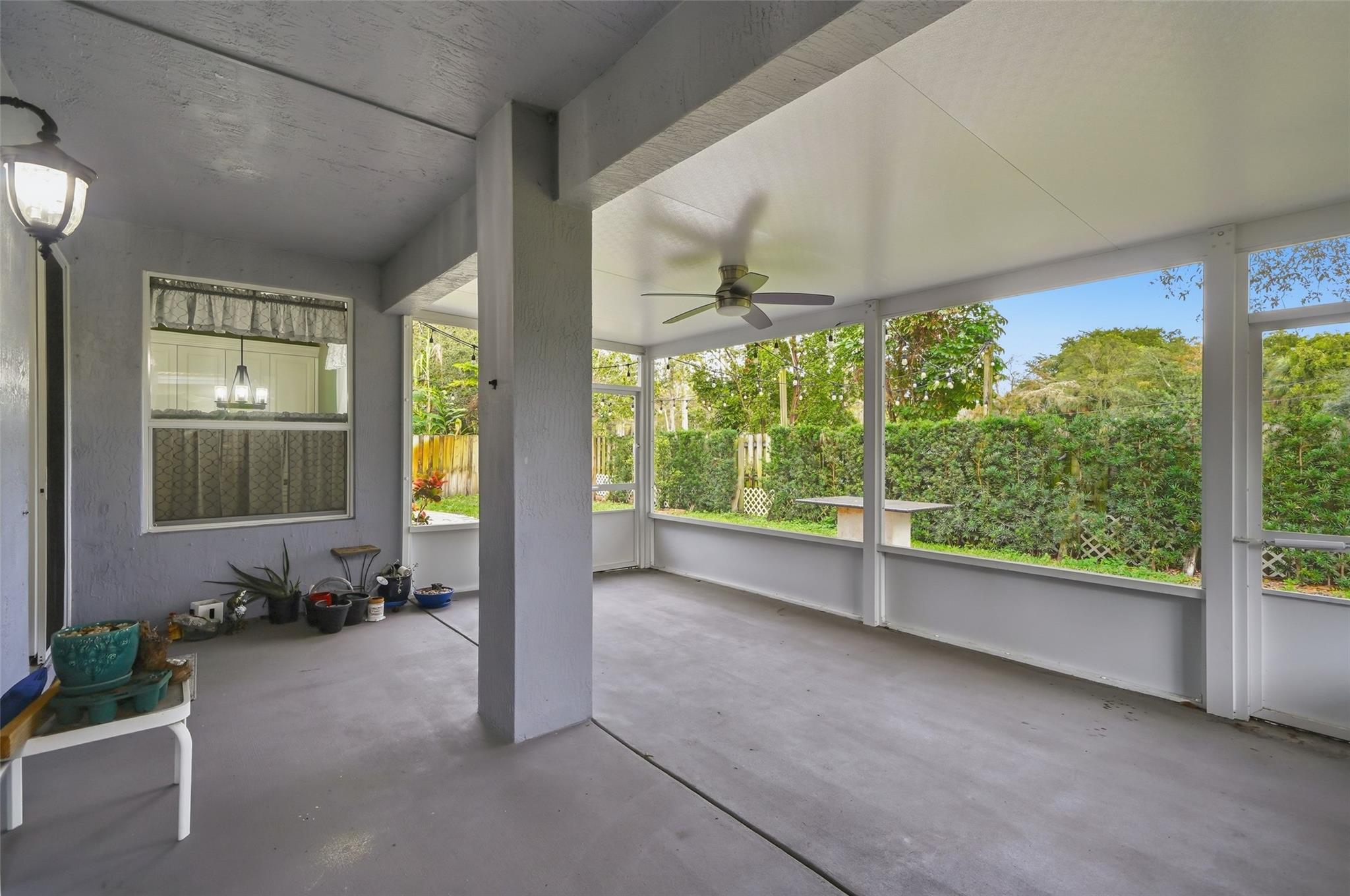 Breeding Prop 165-19 B - Residential