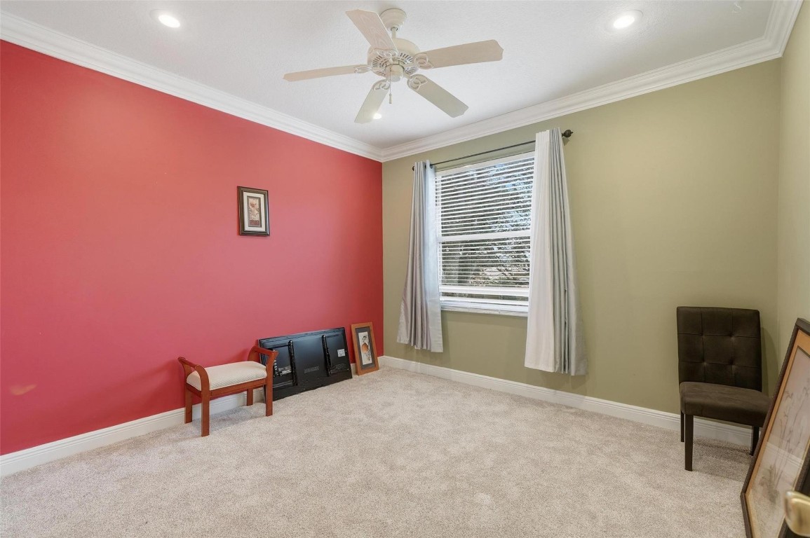 Breeding Prop 165-19 B - Residential