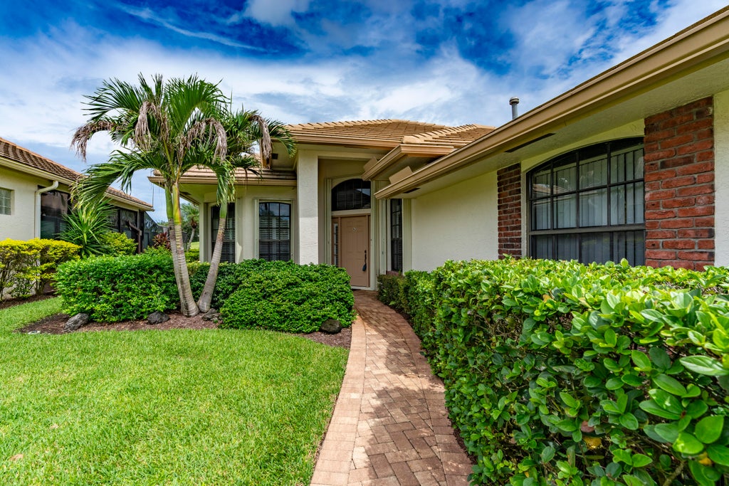 Photo of 433 SW JEFFERSON Circle, Port Saint Lucie, FL 34986 (MLS # B26072243)