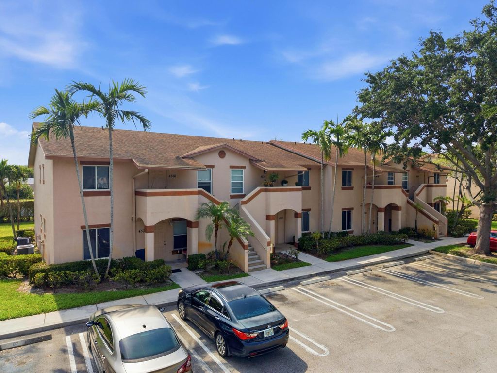 Photo of 4535 Oak Terrace Drive, Greenacres, FL 33463 (MLS # B26027792)