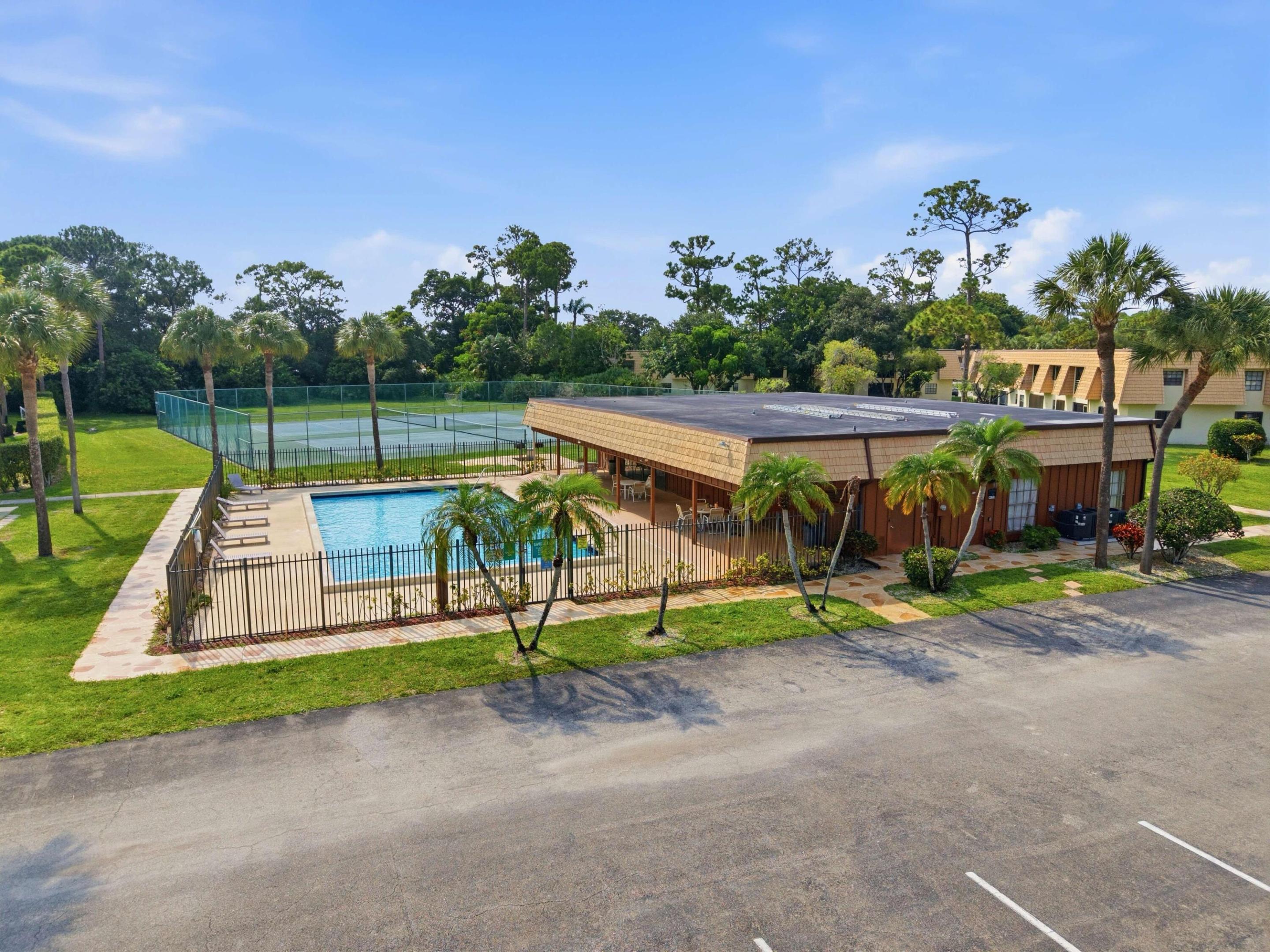 OAK TERRACE - Residential Lease