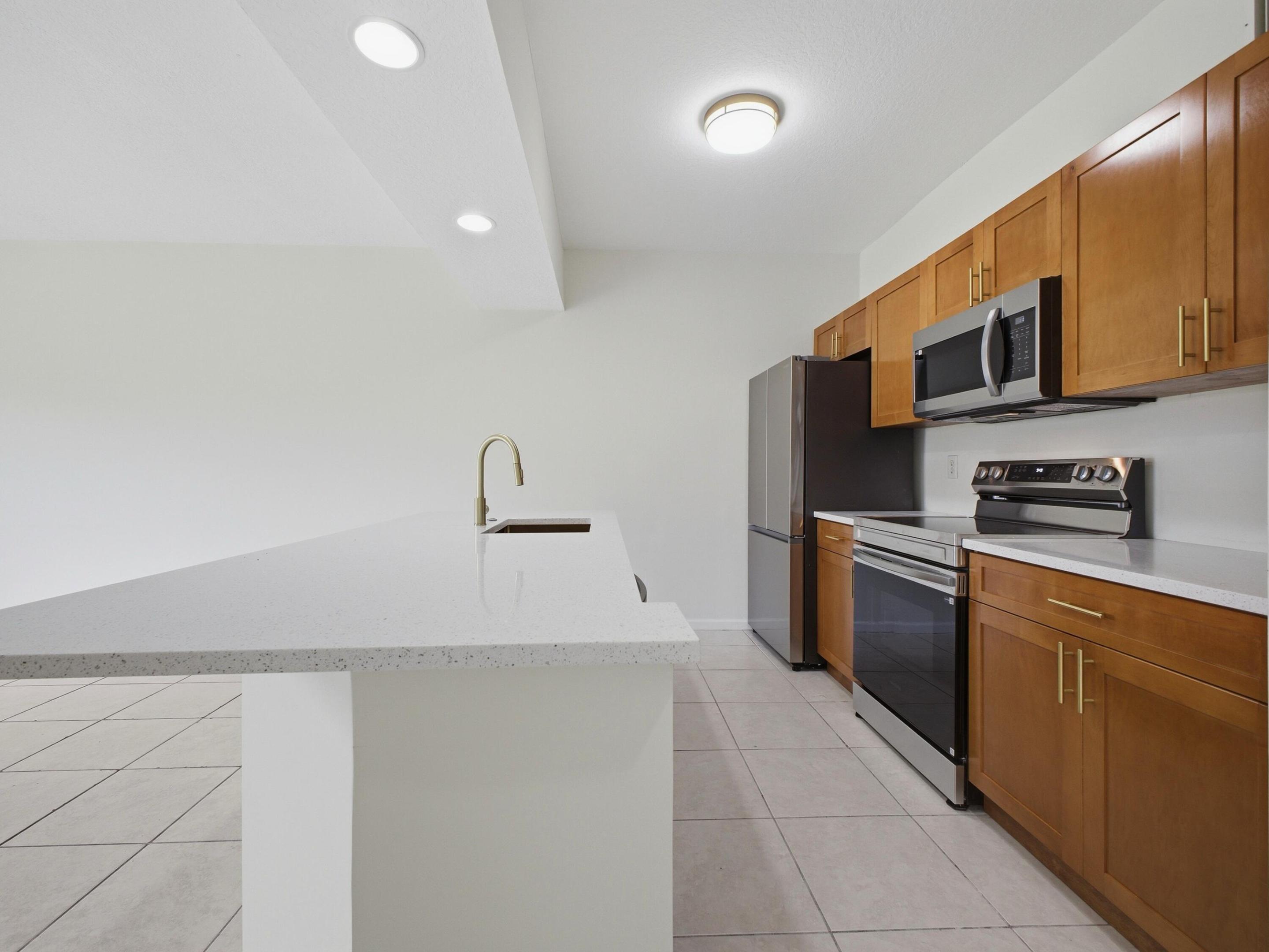 OAK TERRACE - Residential Lease