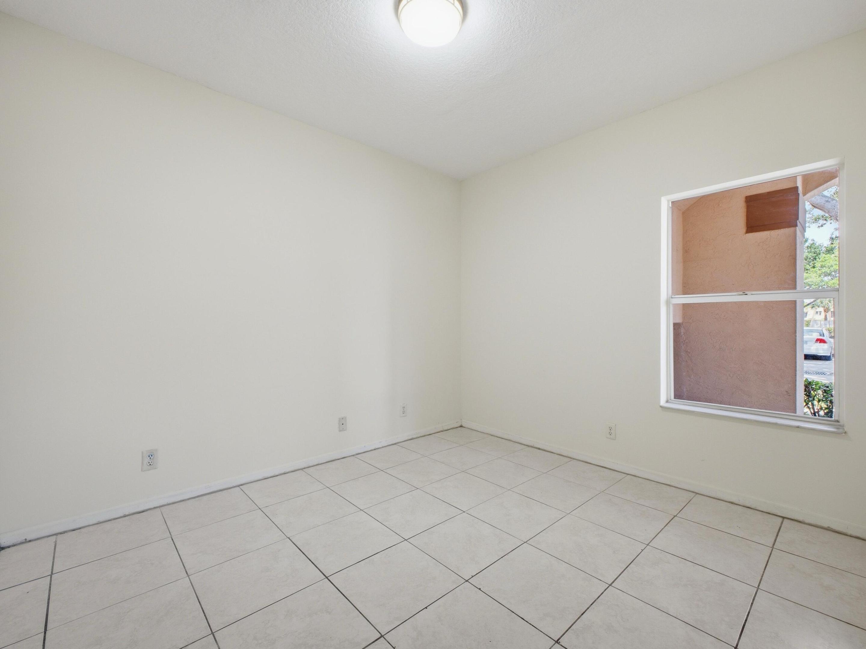 OAK TERRACE - Residential Lease