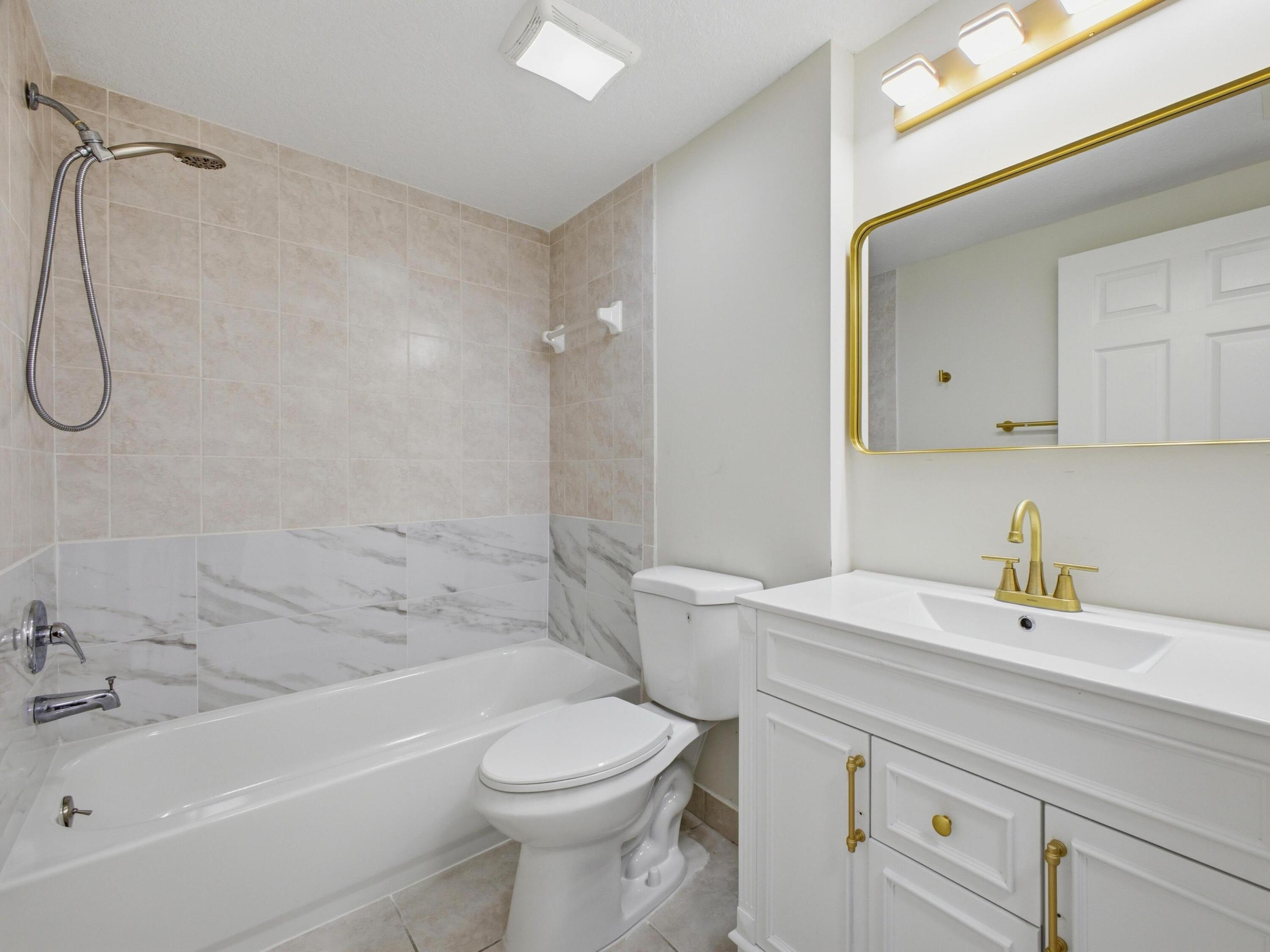 OAK TERRACE - Residential Lease