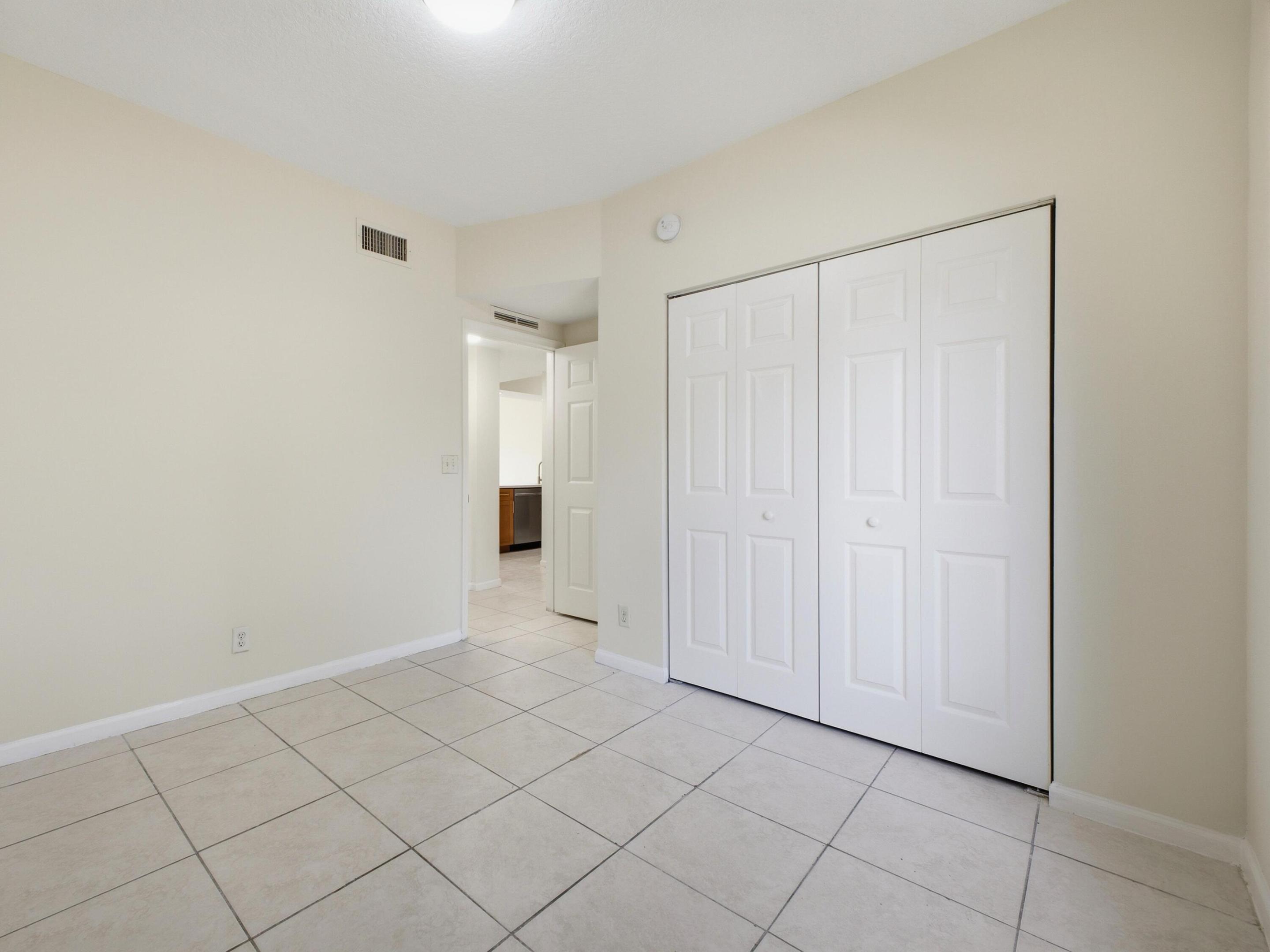 OAK TERRACE - Residential Lease