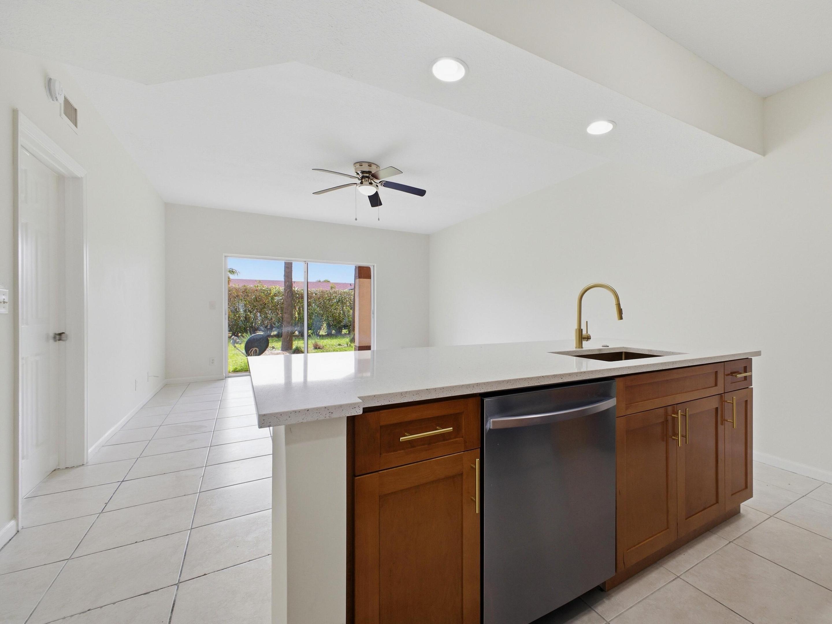 OAK TERRACE - Residential Lease