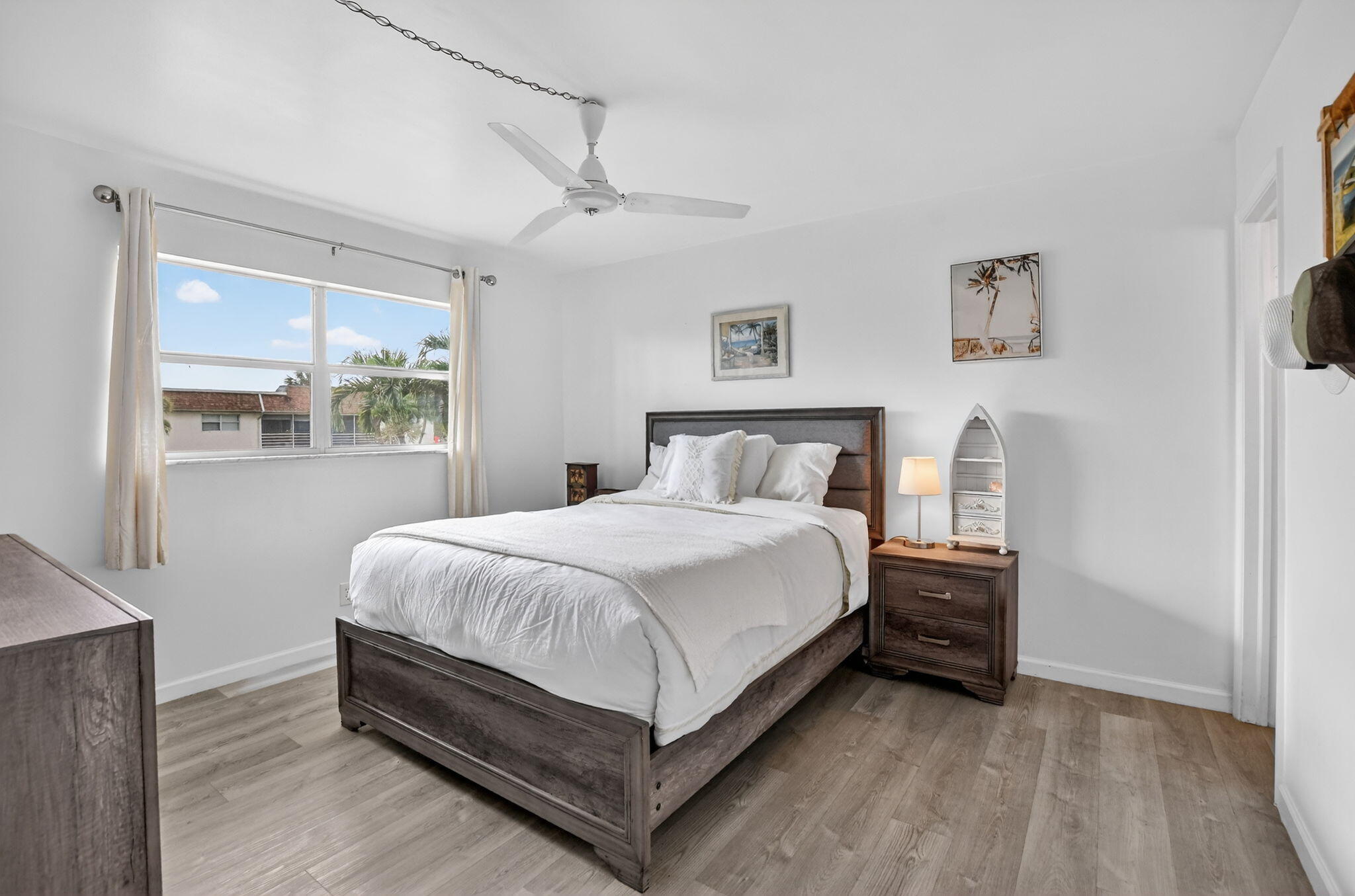 SANDALFOOT BLVD APTS CONDO - Residential