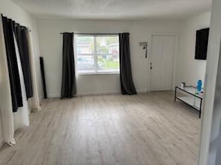 MAINLANDS OF TAMARAC LAKE - Residential Lease