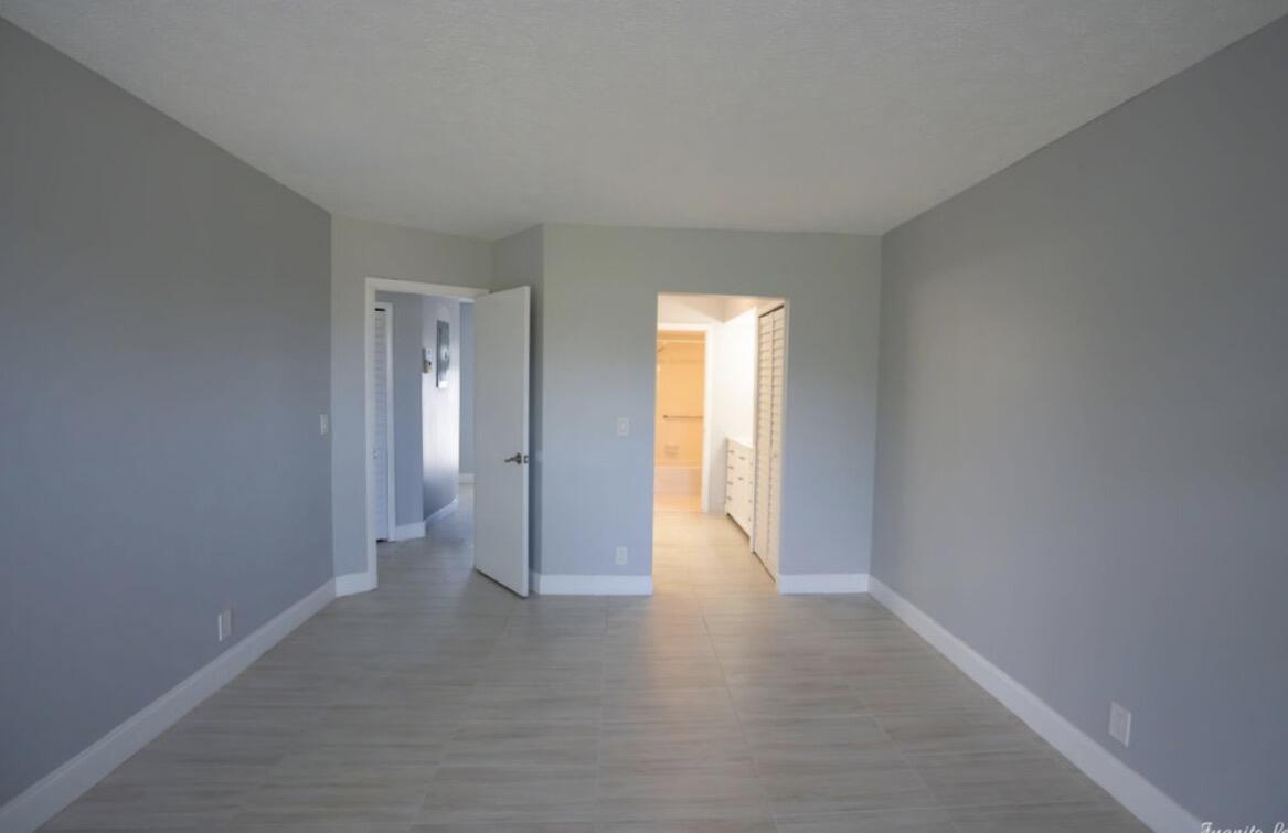 CANONGATE CONDOMINIUM - Residential