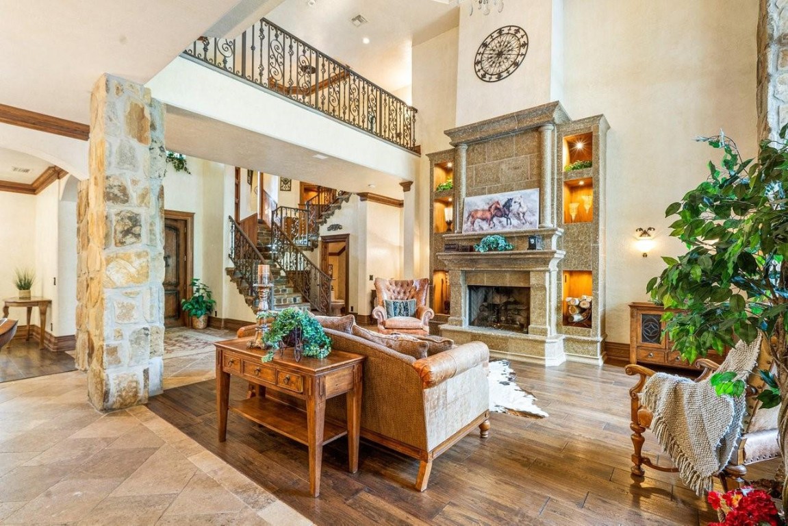 METES AND BOUNDS - Residential