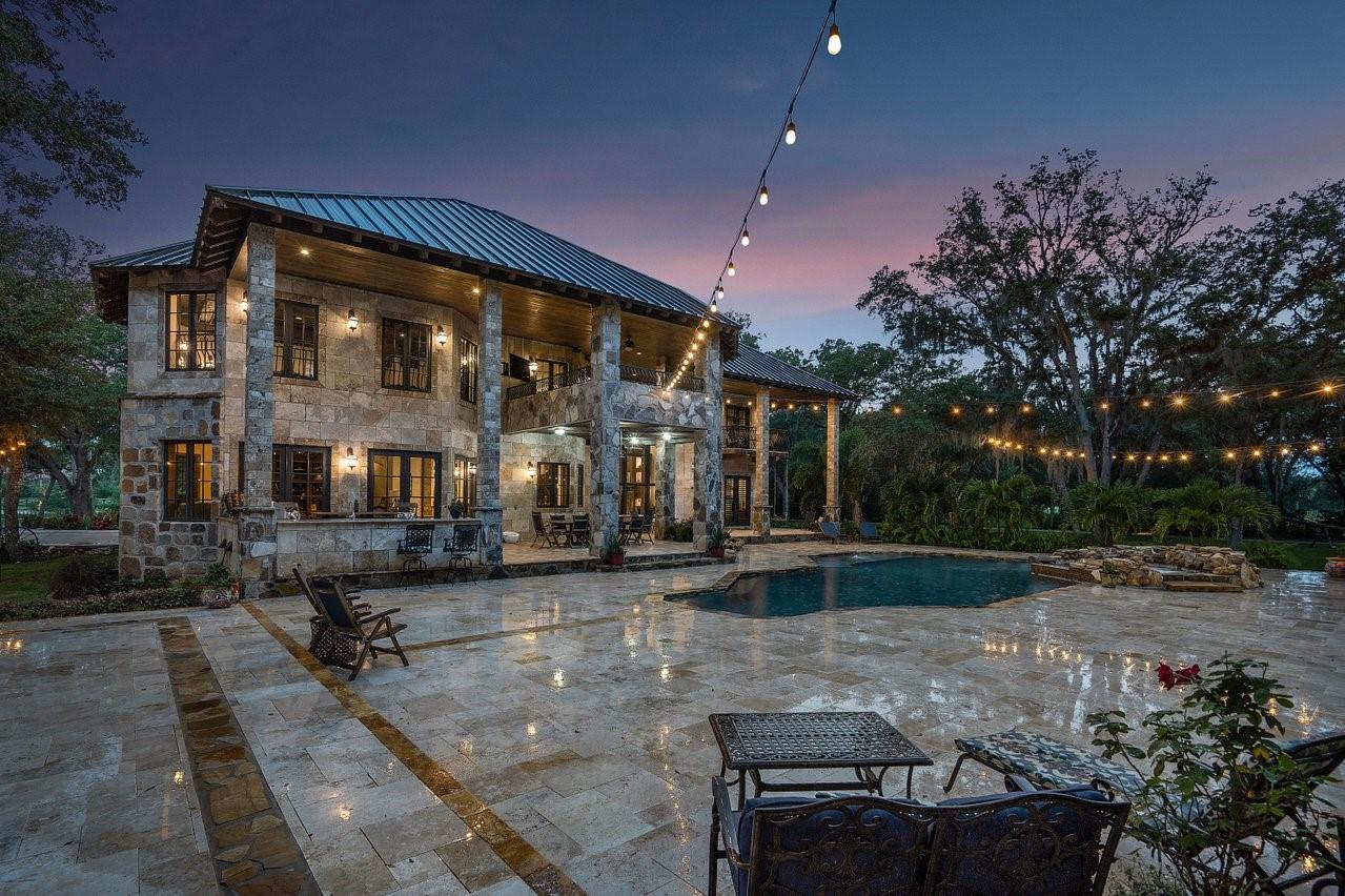 METES AND BOUNDS - Residential