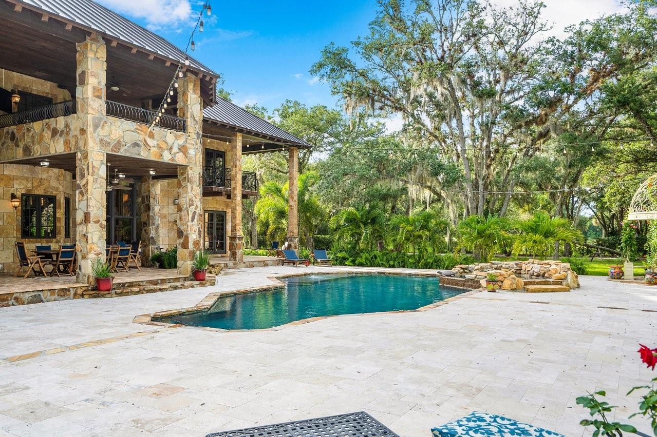 METES AND BOUNDS - Residential