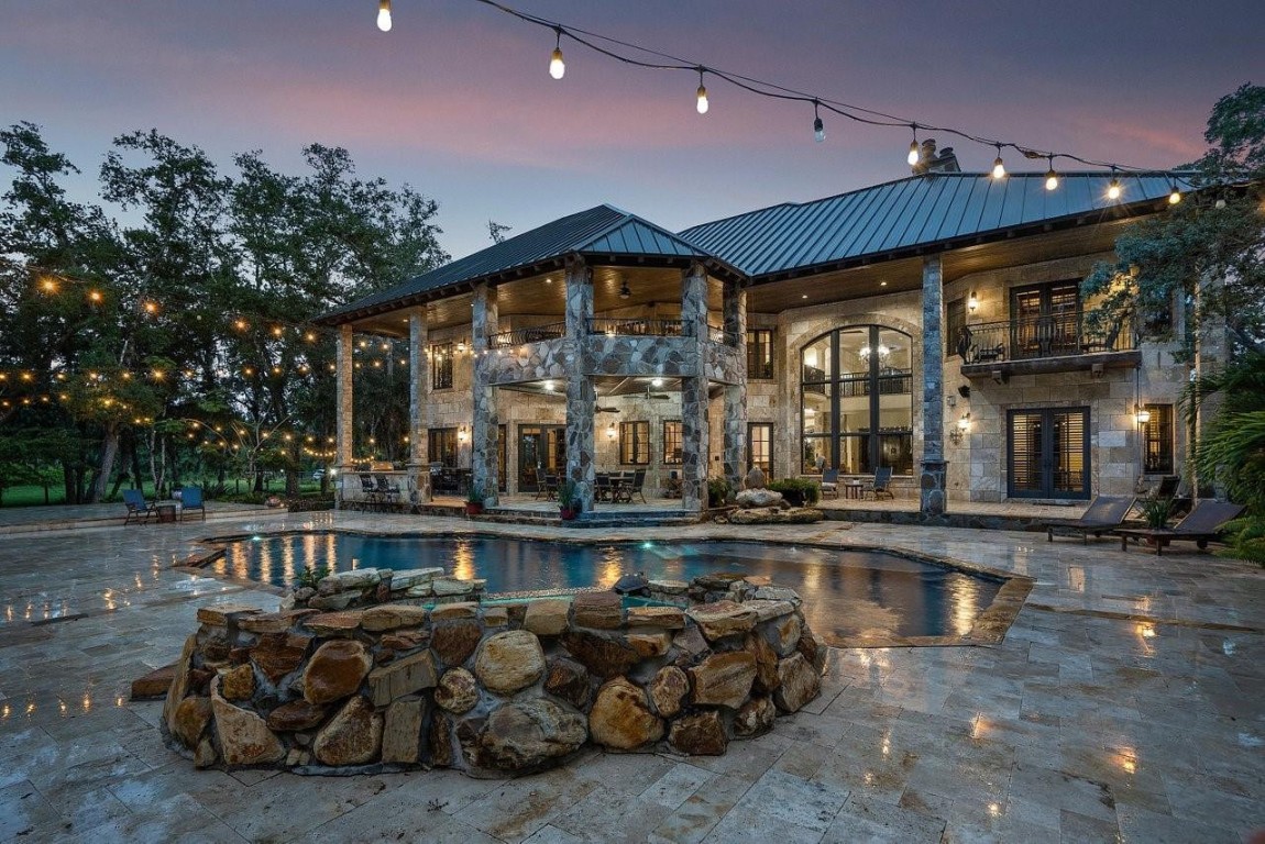 METES AND BOUNDS - Residential