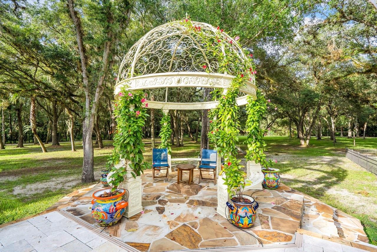 METES AND BOUNDS - Residential