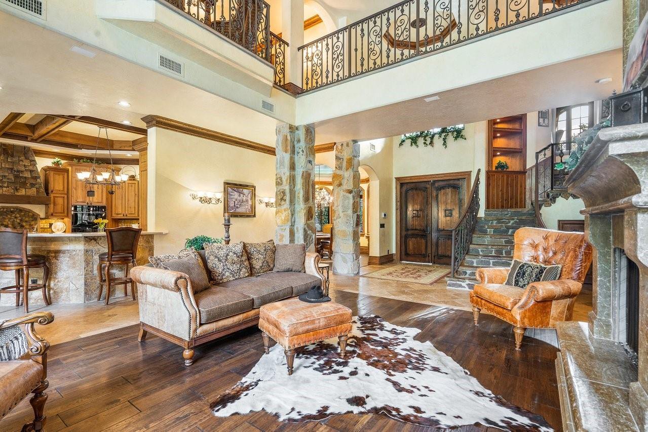 METES AND BOUNDS - Residential