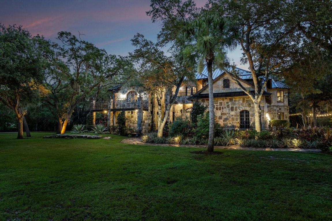 METES AND BOUNDS - Residential