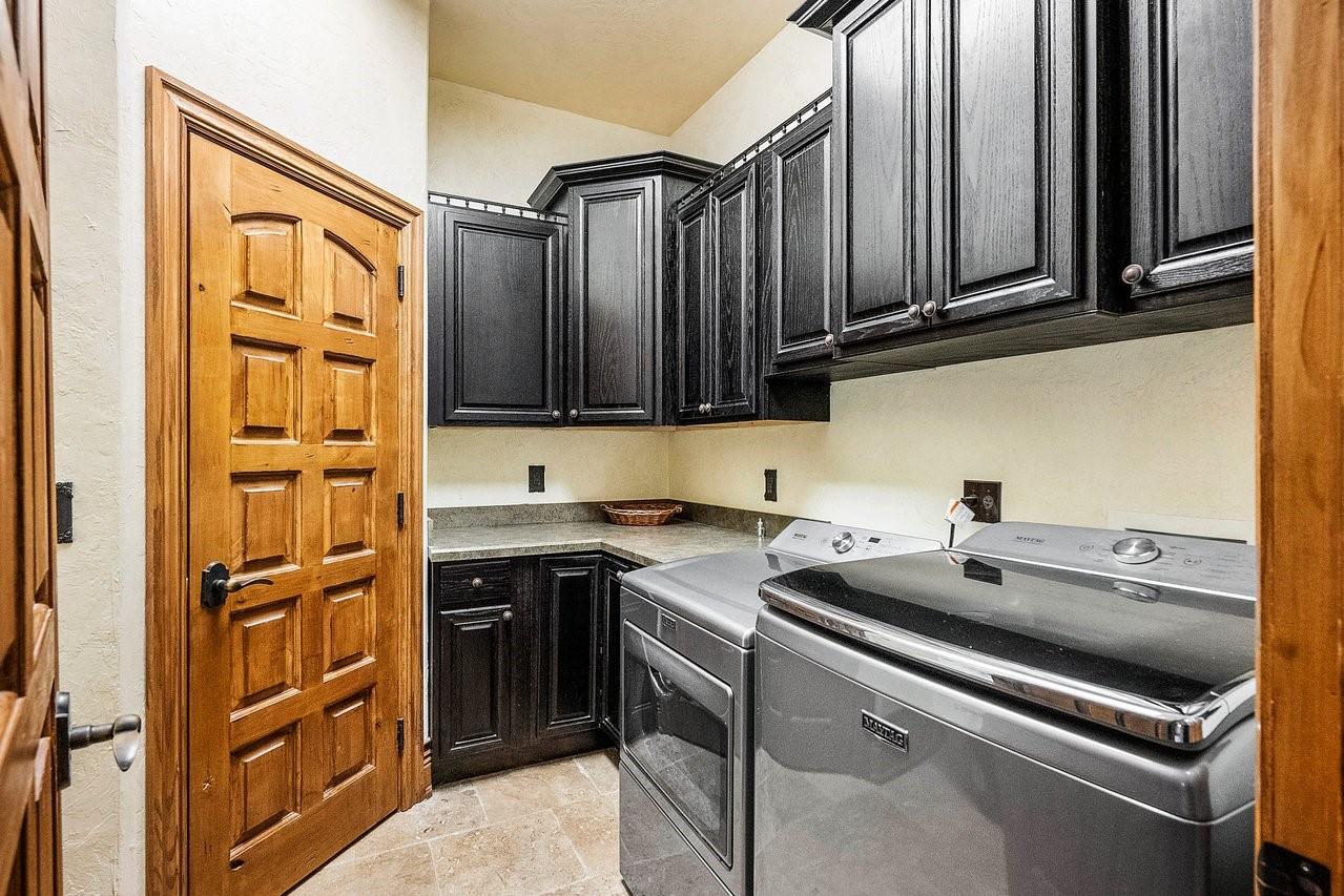 METES AND BOUNDS - Residential