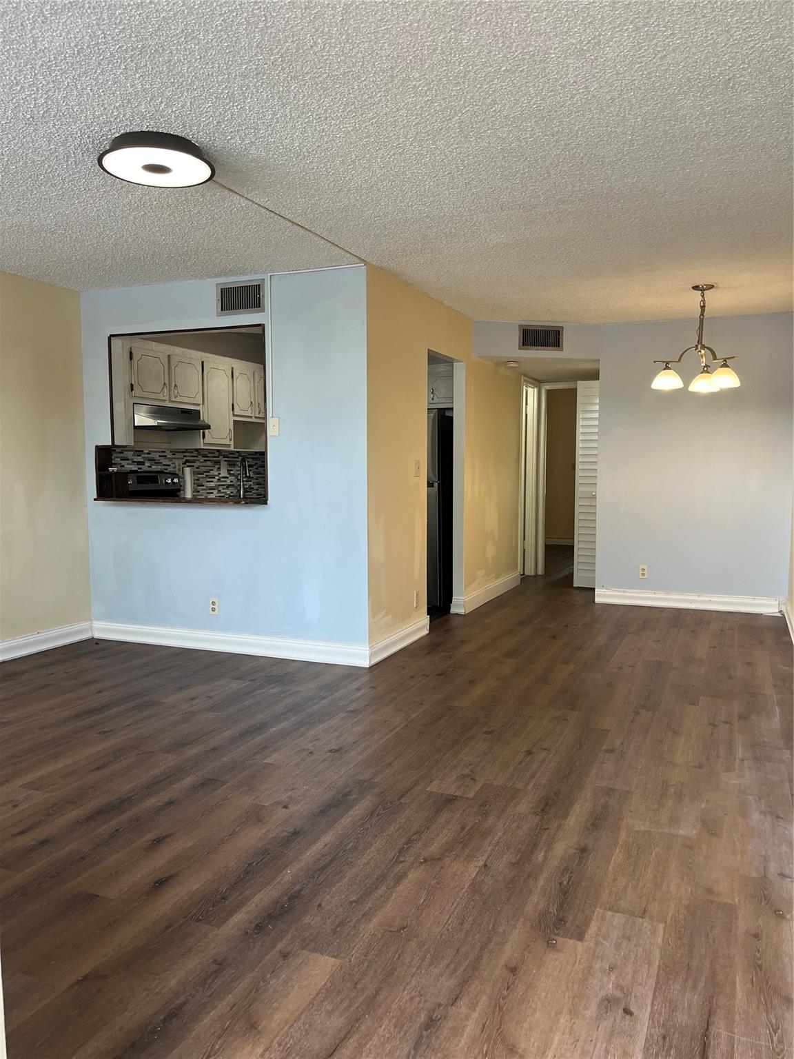 9141 Sunrise Lakes Blvd 115