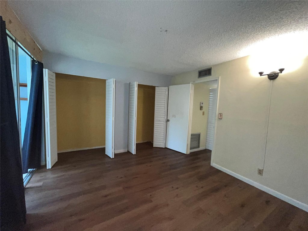 Sunrise Lakes - Residential