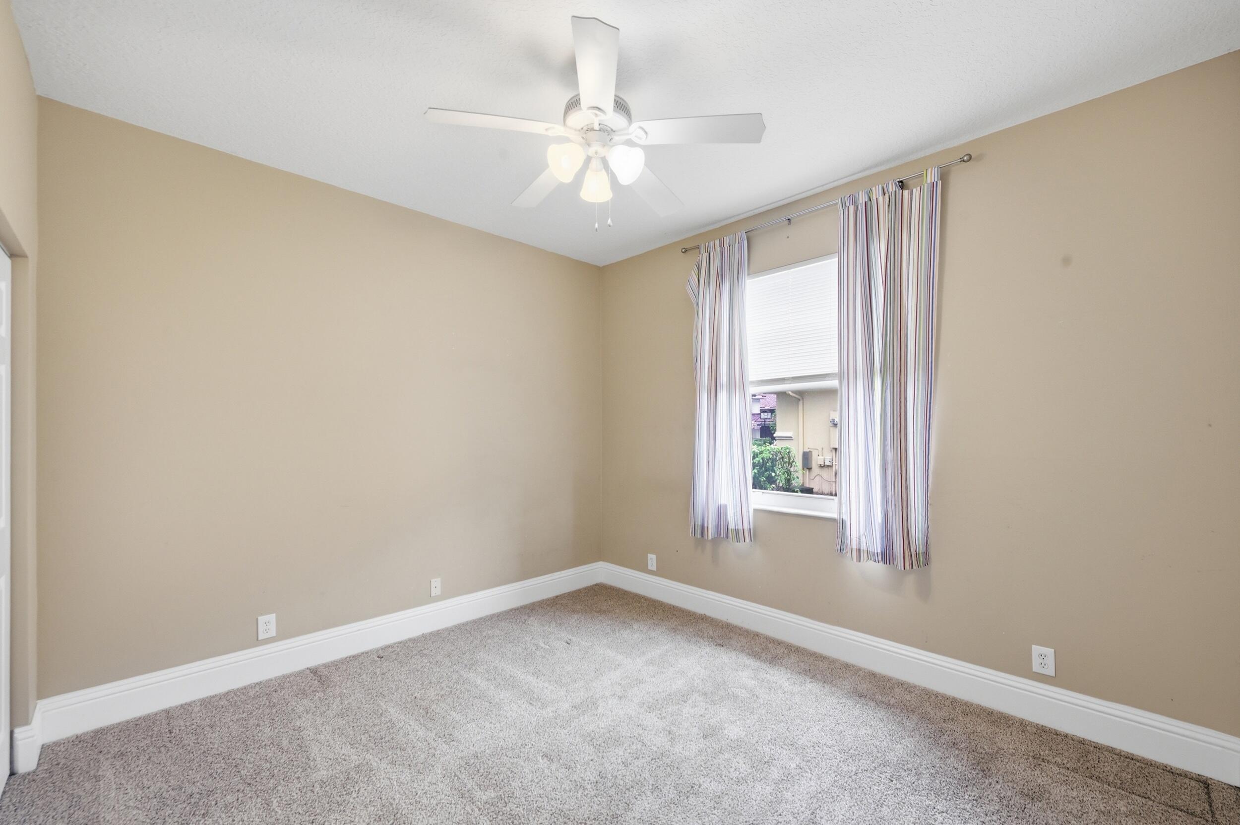 CORAL CREEK REPLAT NO 3 - Residential