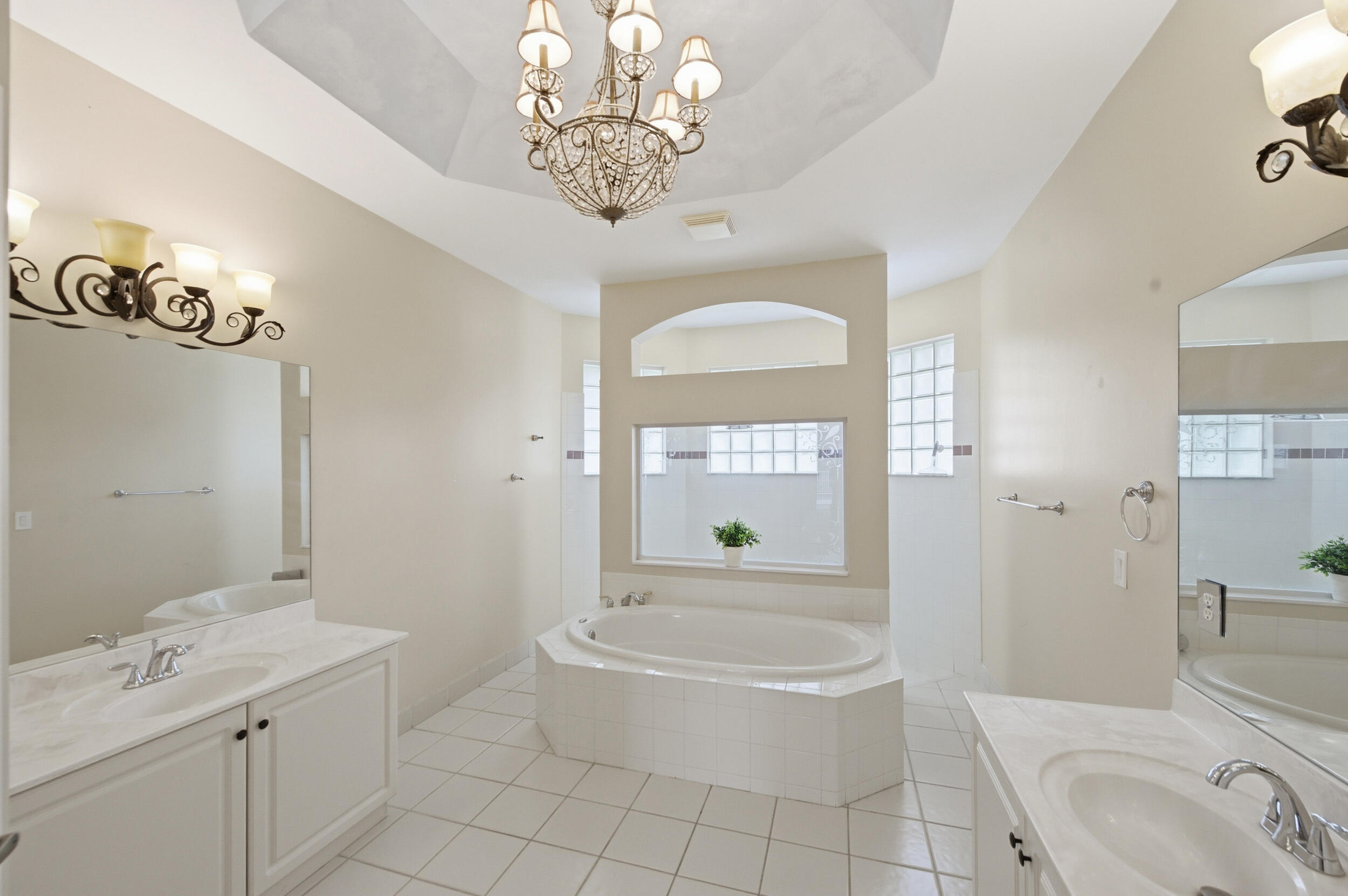 CORAL CREEK REPLAT NO 3 - Residential