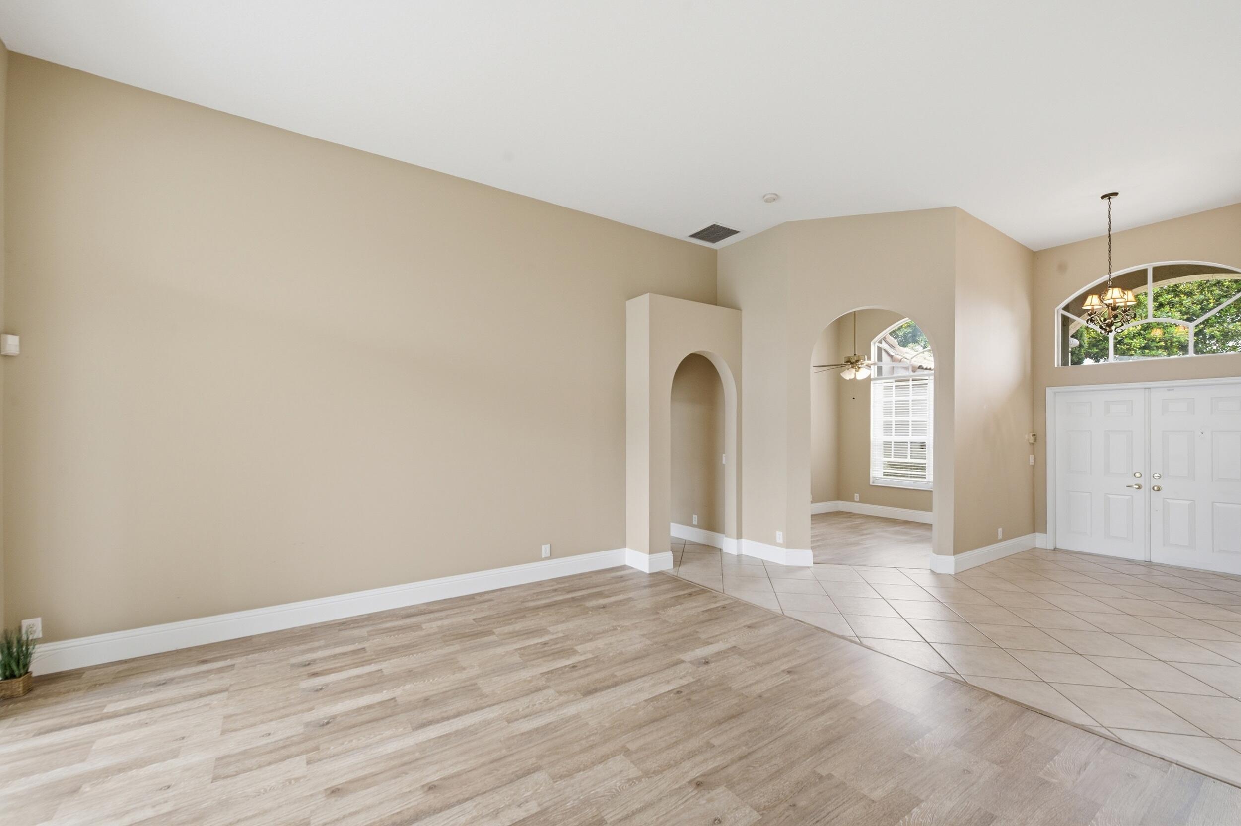 5040 NW 57th Terrace