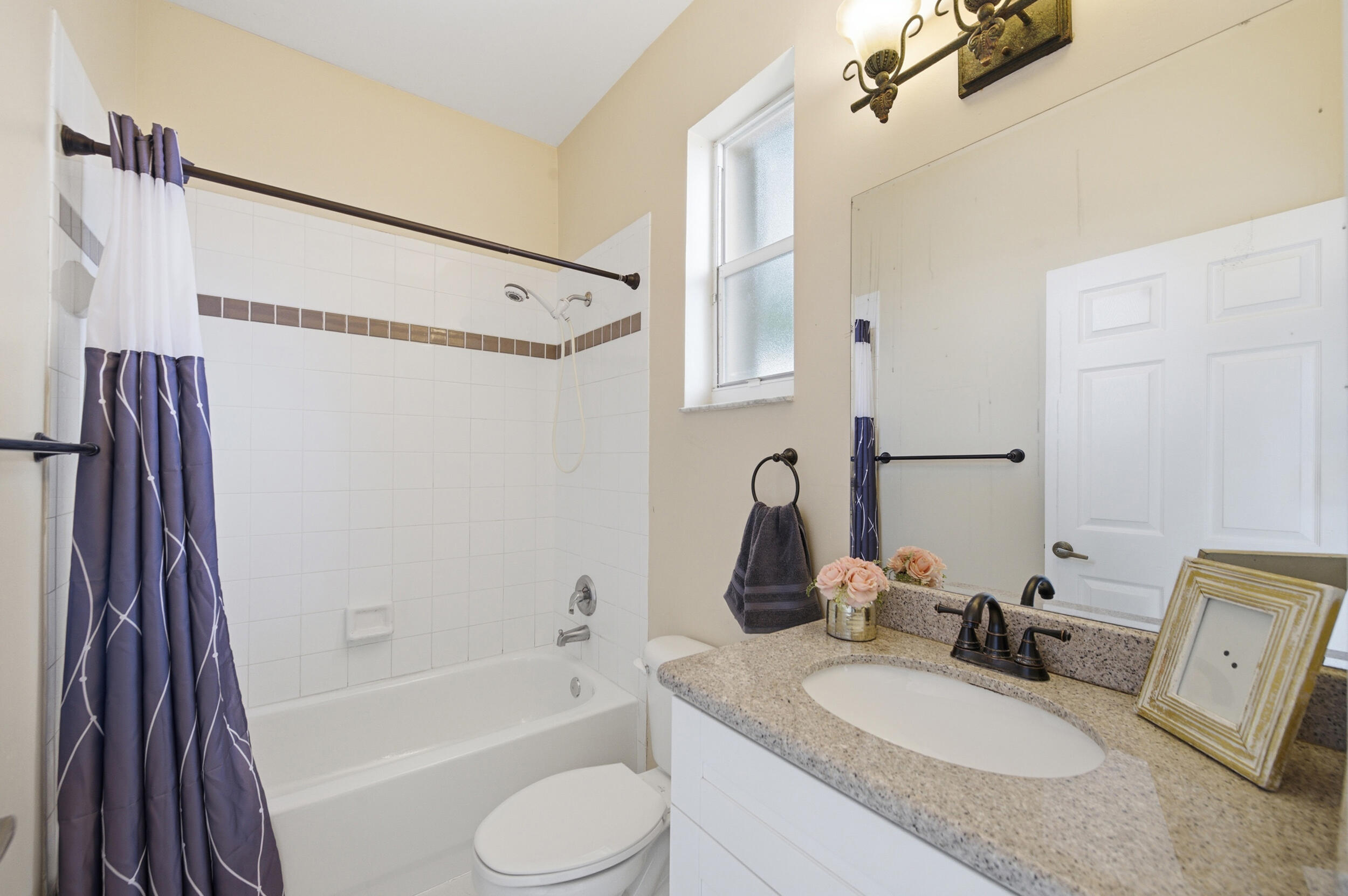 CORAL CREEK REPLAT NO 3 - Residential