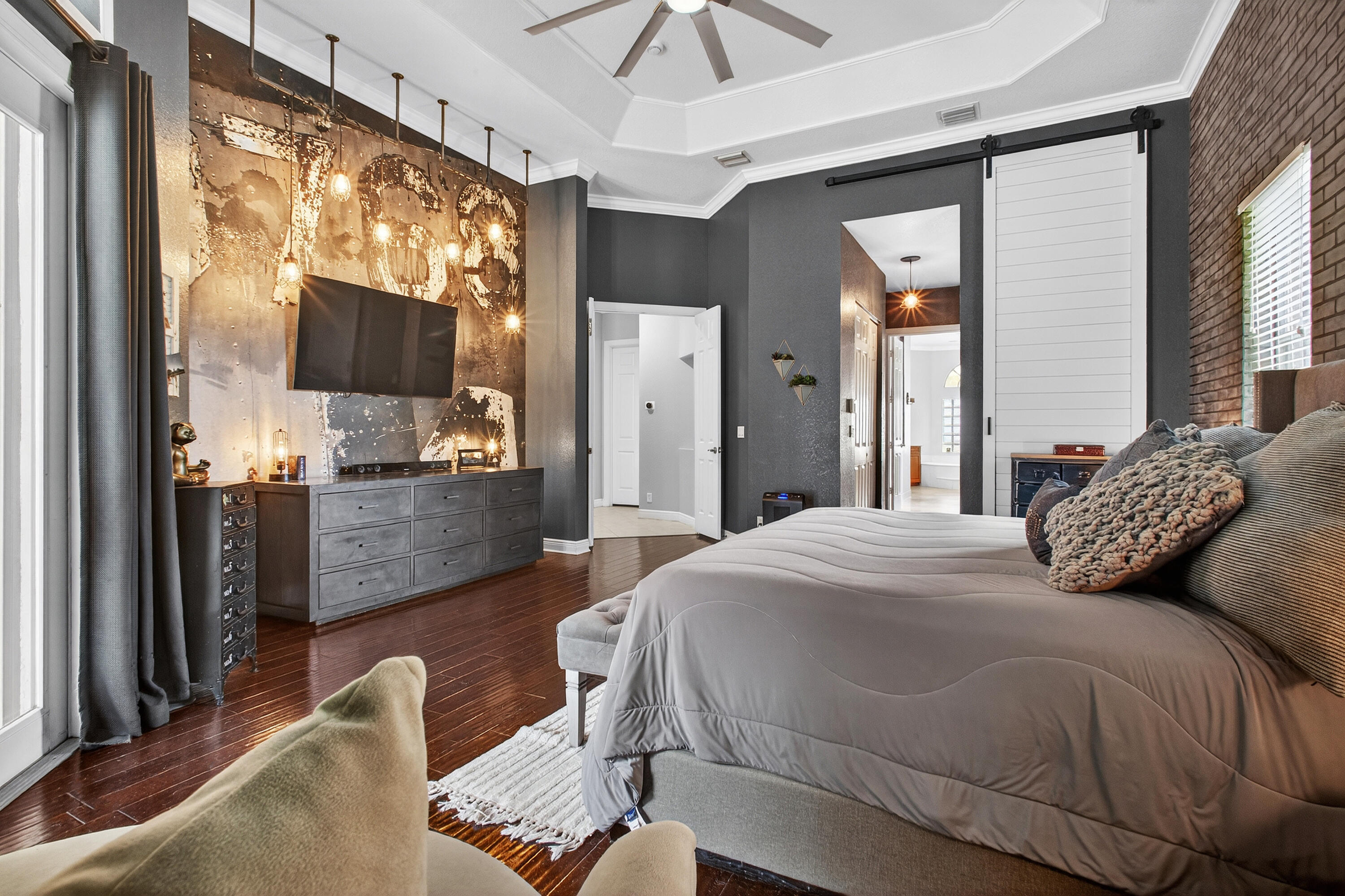 PINE TREE ESTATES - Residential